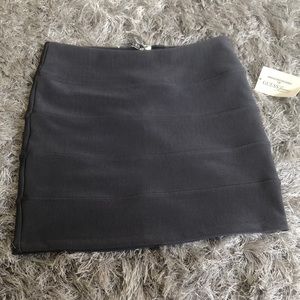 Guess // Grey mini skirt